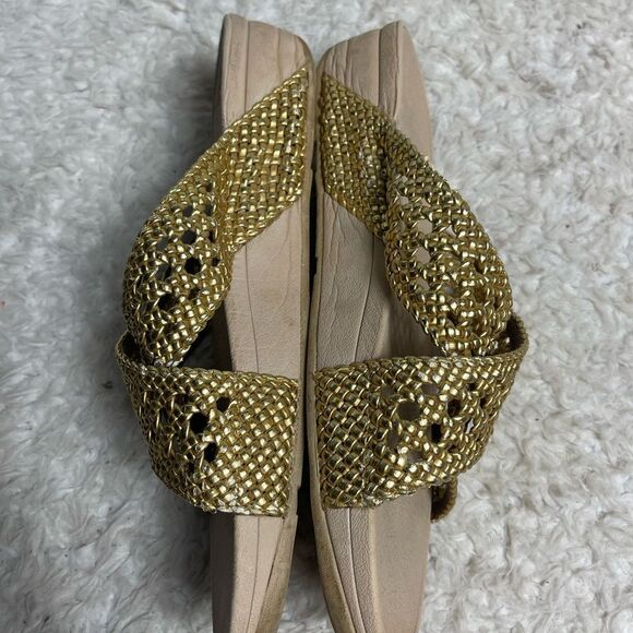 Fitflop Metallic Gold Cross-Strap Sandals - Picture 7 of 11